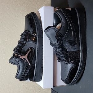 Jordan 1 low patent elephant black